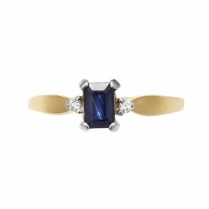 Pierścionek z żółtego złota z brylantami i szafirem 0.05ct